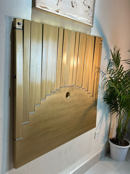 AAA Wall Flow Desk
