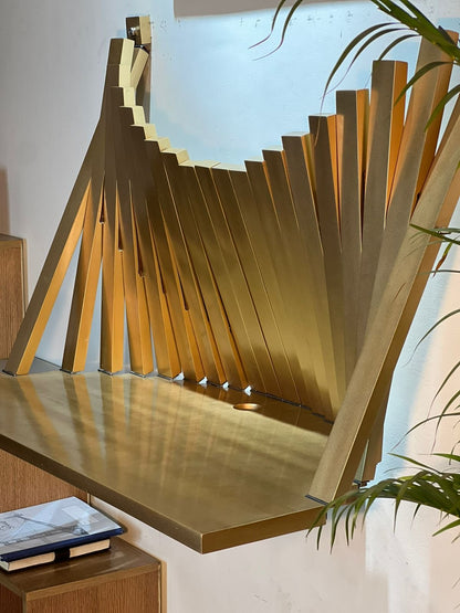 AAA Wall Flow Desk